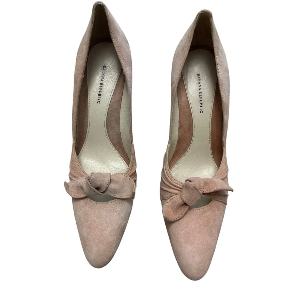 Banana Republic Pink Suede Bow Pointed Toe Pumps Made in Italy 6.5 Heels